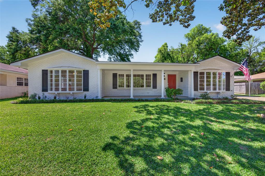 Welcome to this beautifully updated gem in the heart of the beloved Broadmoor neighborhood! Featuring 4 spacious bedrooms and 2 full bathrooms, this home offers the perfect blend of comfort, style, and functionality. New roof! Step inside and you will immediately notice the fresh updates throughout- including beautiful new flooring with plush carpet and tile, fresh paint and sleek new countertops. 

Designed with entertaining in mind, the open and inviting layout provides plenty of space to gather with family and friends. Every update has been thoughtfully done, making this home truly move- in ready. Convenient location with shopping and restaurants nearby with Marilynn's Place and Lowder Bakery right down the street! Schedule your showing today!