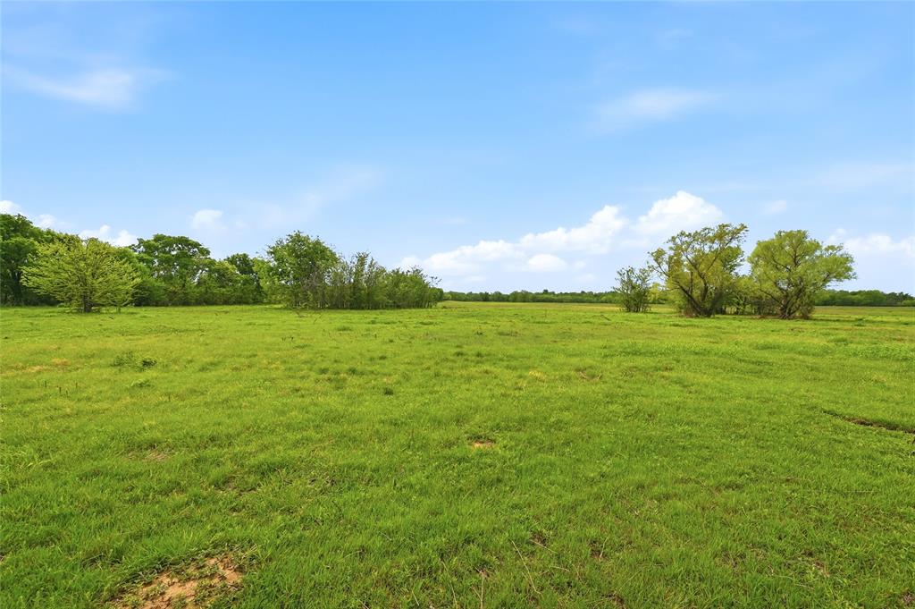 ROBERTS - Land
