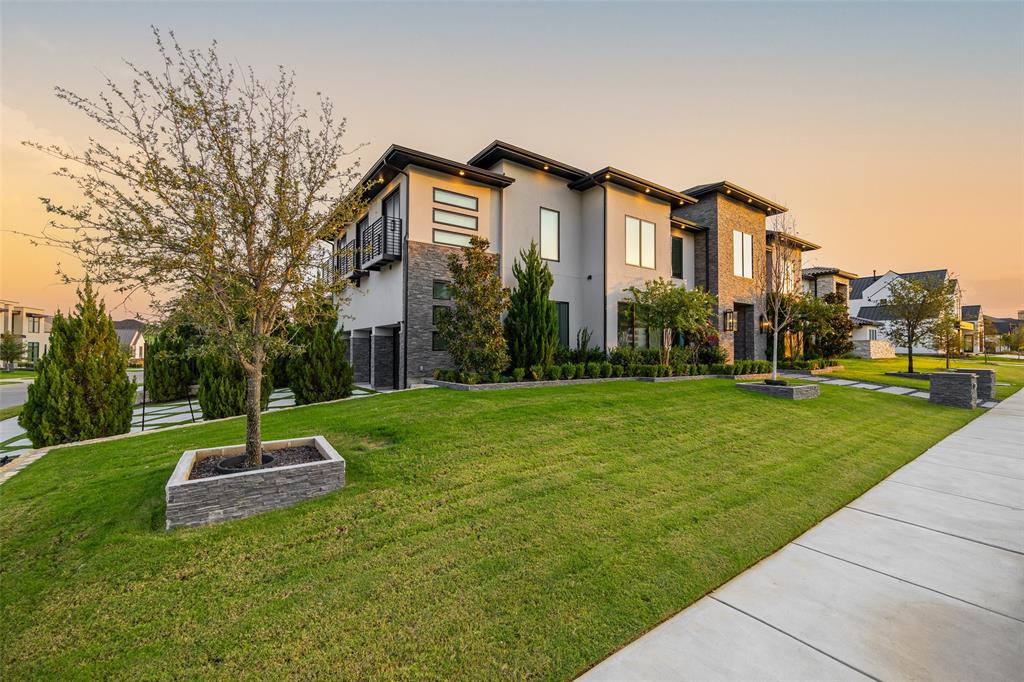 The Hills Of Kingswood - Residential