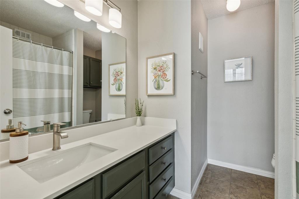 Preston Bend Village Condos - Residential