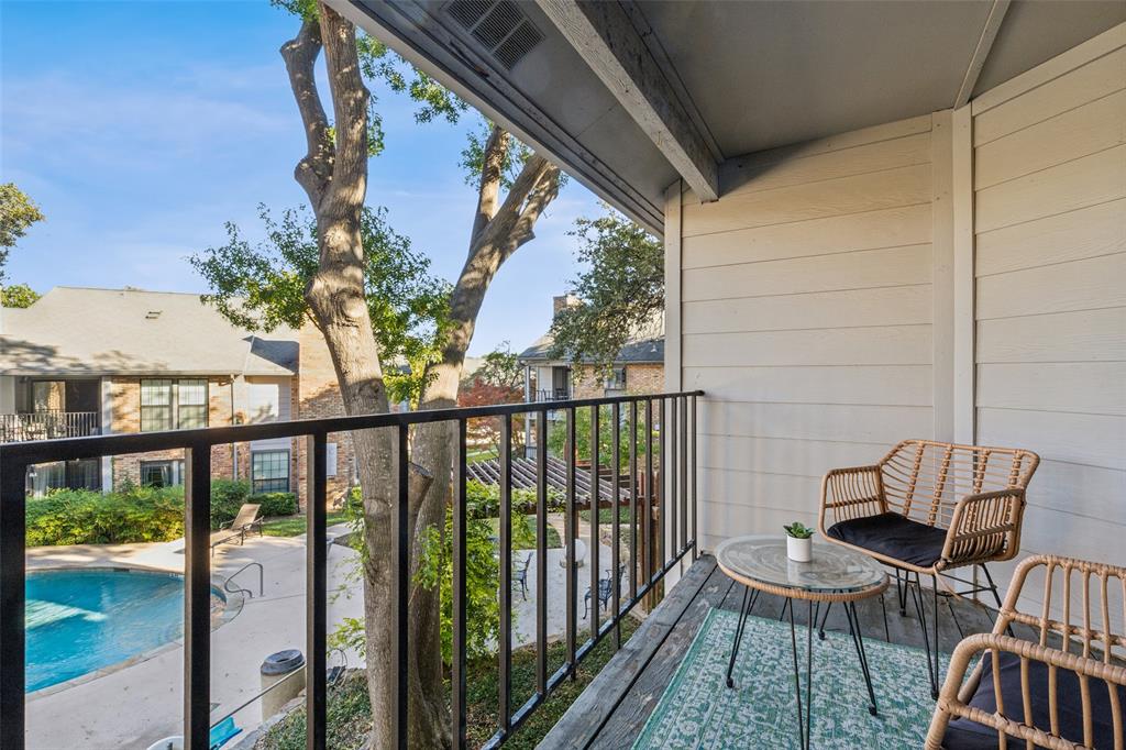 Preston Bend Village Condos - Residential