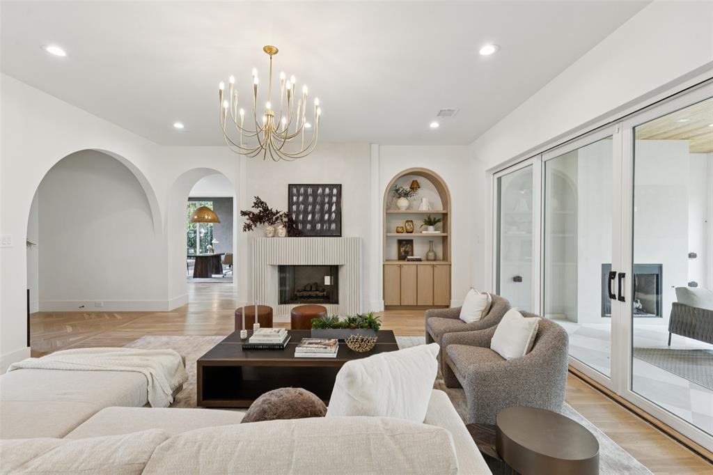 LAKEWOOD HEIGHTS - Residential