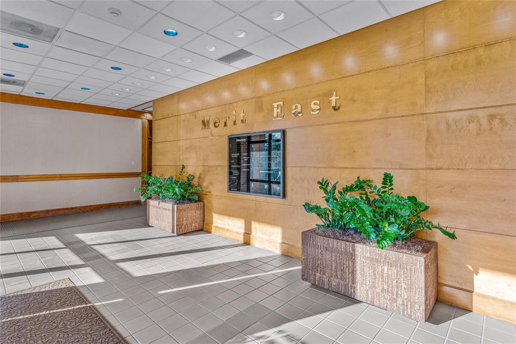 Lake Air Center - Commercial Sale