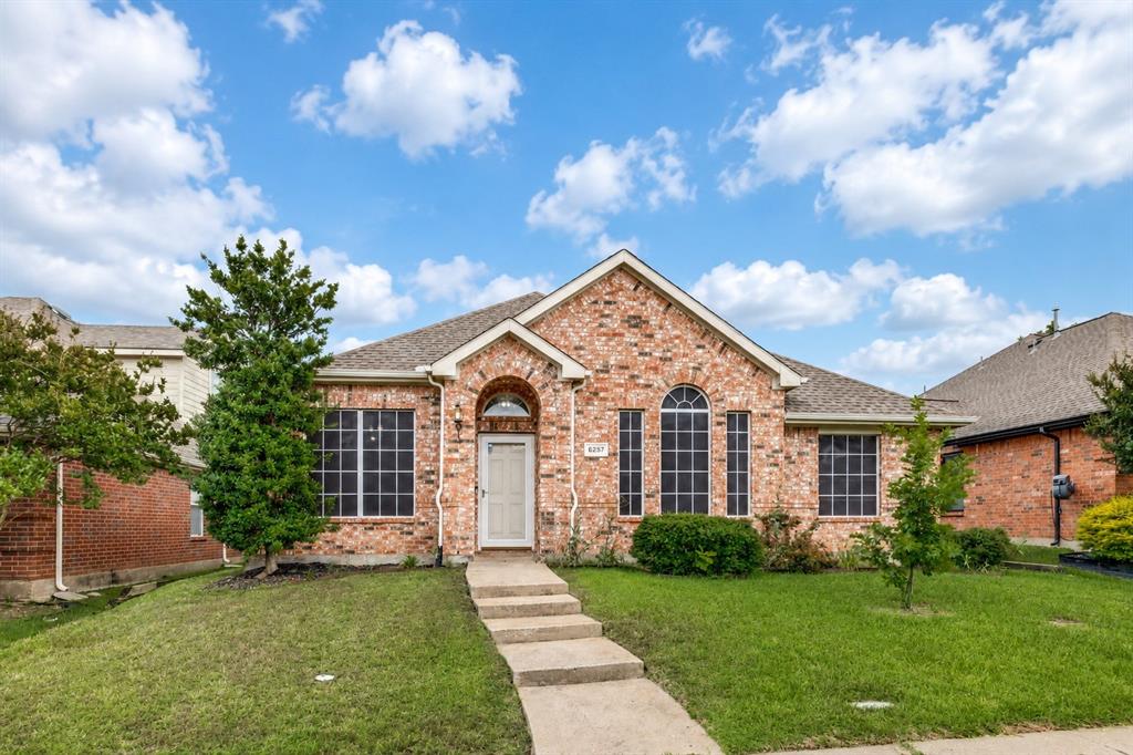 Charming 1- Story home in Prime McKinney Location, The newly remodeled home has new quartz counters and newer hard surface floors throughout, delivering a bright, clean, and modern feel the moment you step in. The spacious primary suite offers a dual-sink vanity, a relaxing soaking tub, and a generous walk-in closet. Three additional bedrooms offer flexible space for guests, a home office, or hobbies. The open kitchen features beautiful cabinets and elegant quartz countertops, Enjoy Texas evenings on the covered patio, which overlooks a private, fenced backyard, perfect for entertaining or relaxing. This property, conveniently located near US-380, shopping, dining, and entertainment, provides the ideal combination of comfort, convenience, and value.