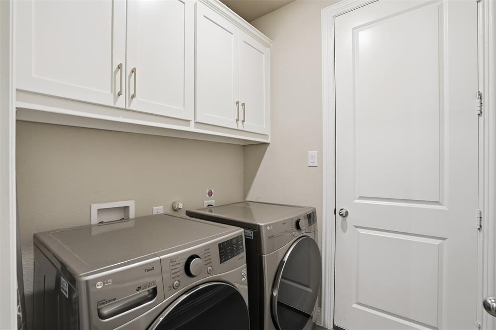 Tavolo Park Ph 4 - Residential