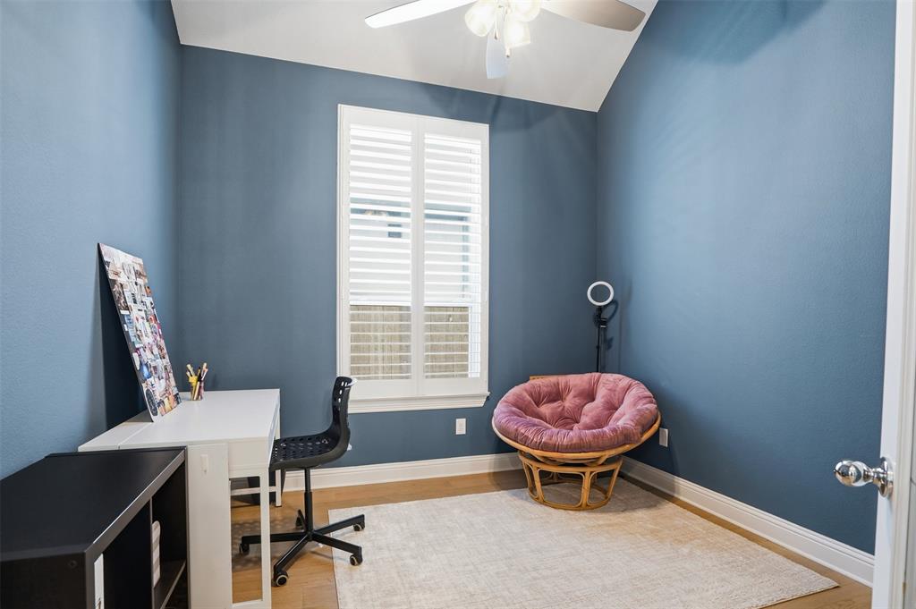 Tavolo Park Ph 4 - Residential