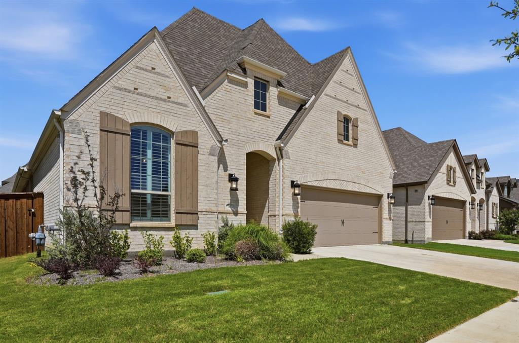 Tavolo Park Ph 4 - Residential