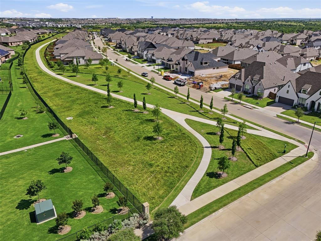 Tavolo Park Ph 4 - Residential