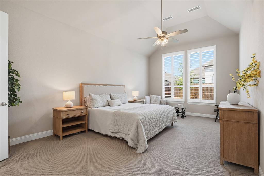 Tavolo Park Ph 4 - Residential