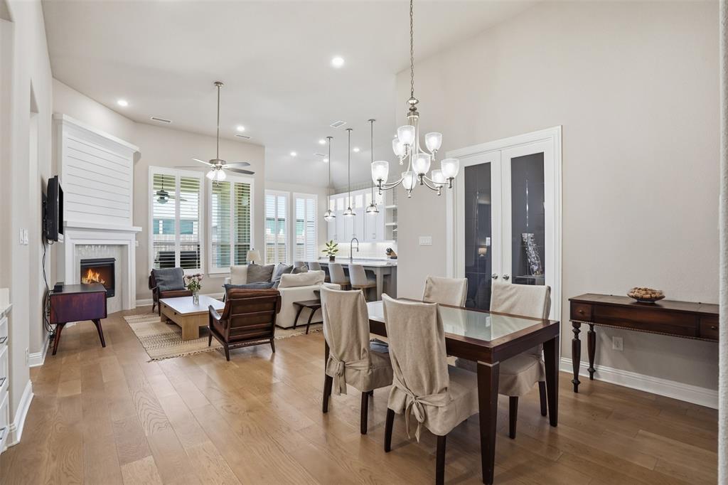 Tavolo Park Ph 4 - Residential
