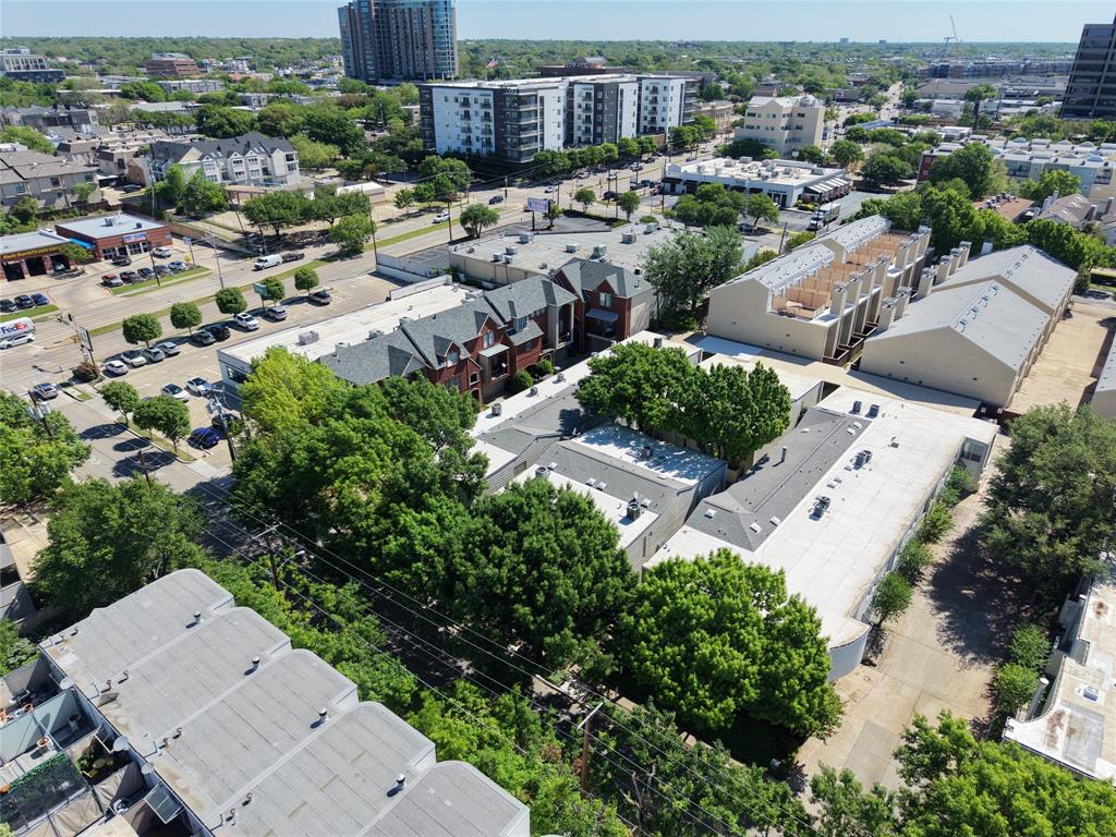 4134 Travis Street Condominiums - Residential