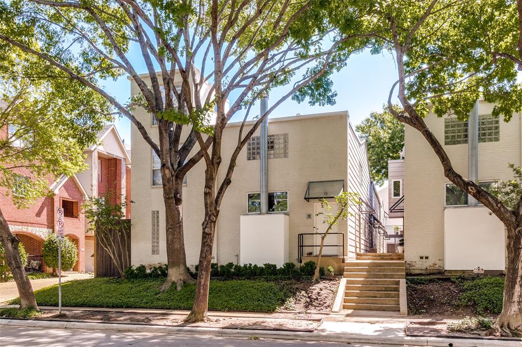 Positioned just off Travis Street, steps from the Katy Trail and centered between West Village and Knox Henderson, this two-level residence delivers a distinctly urban cadence with a refined interior expression. The layout unfolds across two floors, creating a natural separation between living and private spaces. Upstairs, two well-proportioned bedrooms share a full bath, offering flexibility for guests, workspace, or quiet retreat. Below, the main level is defined by clean lines and continuity, with wood flooring running throughout and a fresh, updated palette that amplifies natural light.

The material choices are straightforward and intentional. Warm wood underfoot. Crisp paint that reflects light rather than absorbs it. The result is a space that feels composed and easy, not overdesigned. What ultimately distinguishes this home is its placement. Morning runs on the Katy Trail, coffee in West Village, dinner in Knox Henderson, all within a short walk. The rhythm of the neighborhood becomes part of daily life, not a destination.

For those seeking a well-located, thoughtfully finished residence that prioritizes both access and simplicity, this offering stands with quiet confidence.