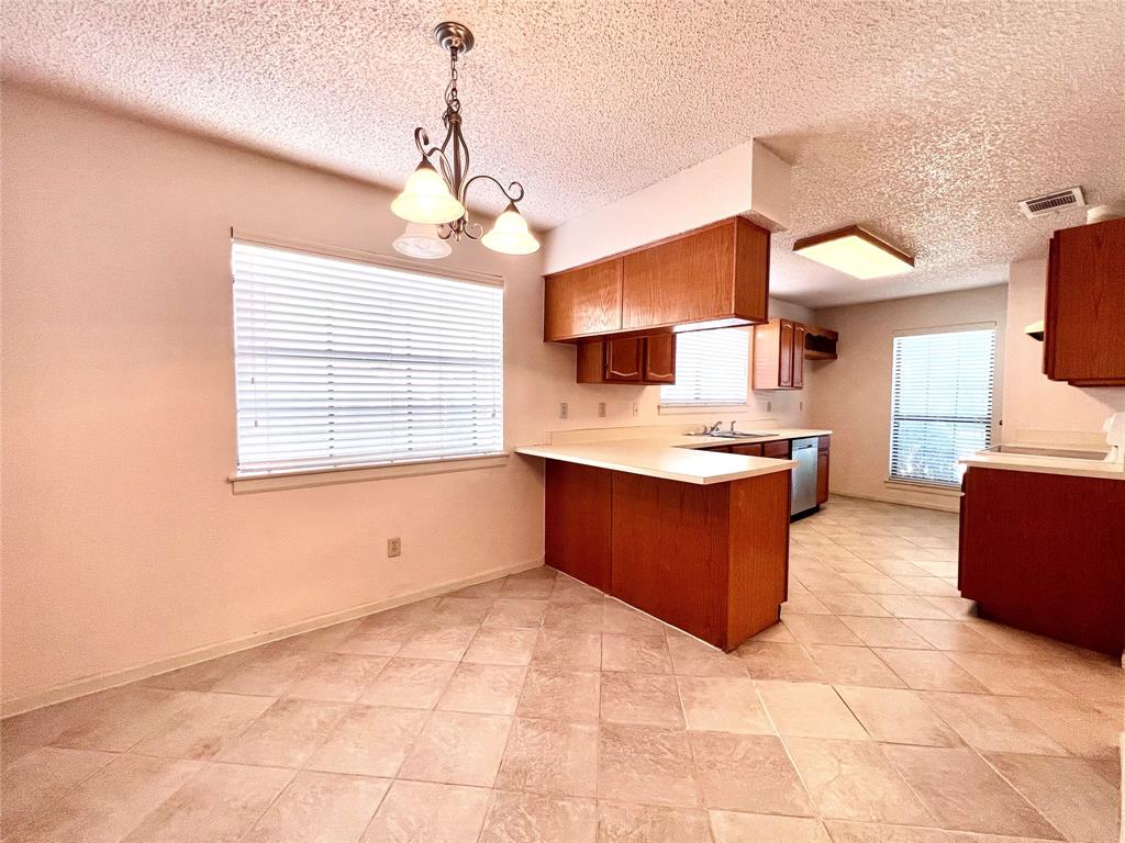 Meadow Glen Add Sec 1 - Residential Lease