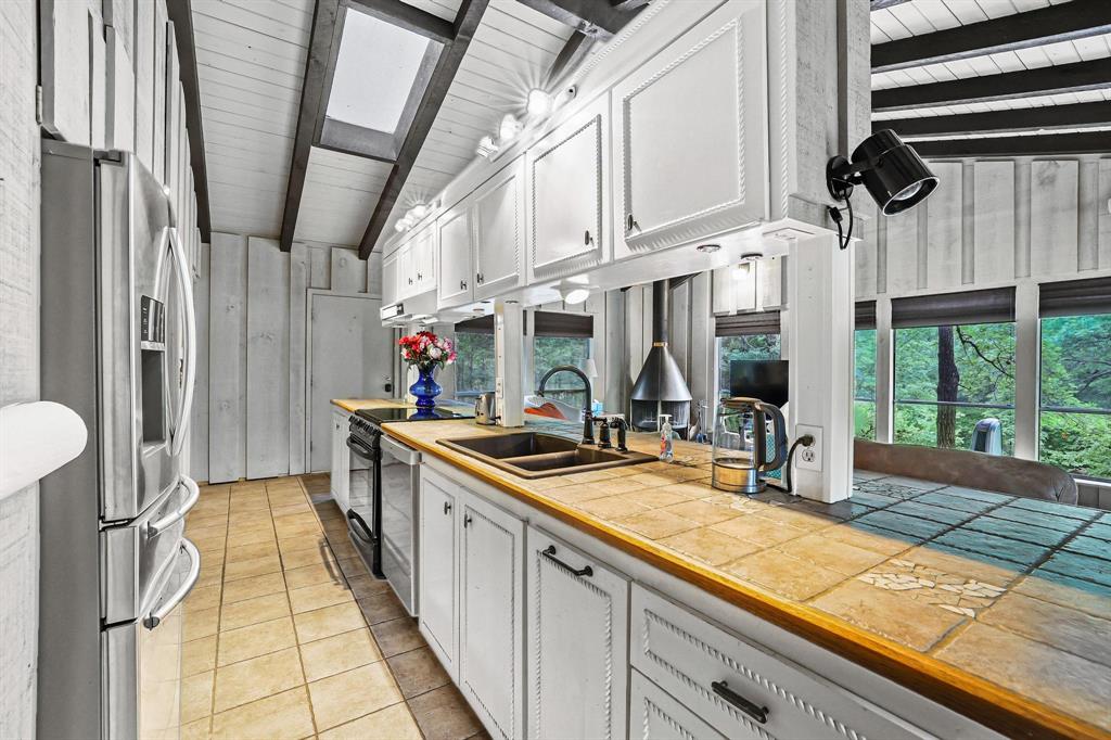 Tanglewood Hills Ctry - Residential