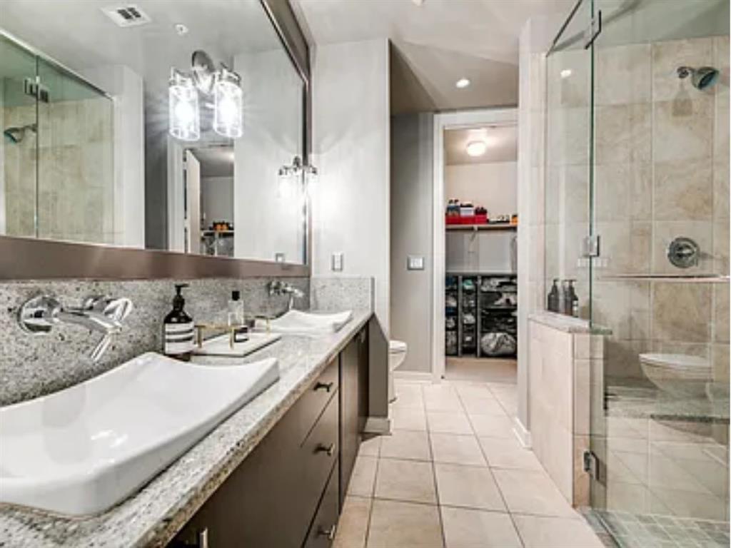 Mercer Square Condo - Residential