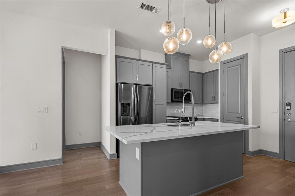View Residential Condo - Residential