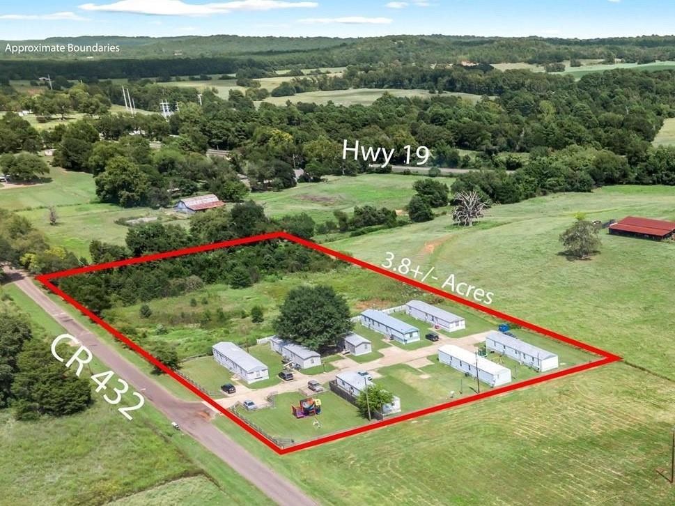 Exceptional investment opportunity! This property at 491 AN County Road 432 offers strong income-potential in a peaceful, rural setting just off Hwy 19. Generous lot size, solid structure, and easy access make this the perfect candidate to add to your portfolio. Highlights include: durable construction, mature trees providing privacy, and minimal maintenance required on site. The location offers both seclusion and connectivity, a rare combination for investors. Whether you’re looking to add to your rental portfolio, redesign its finishings and build equity, or hold for future appreciation, this property delivers. Don’t miss out on a property with multiple paths to profit. Seller willing to Owner Finance!