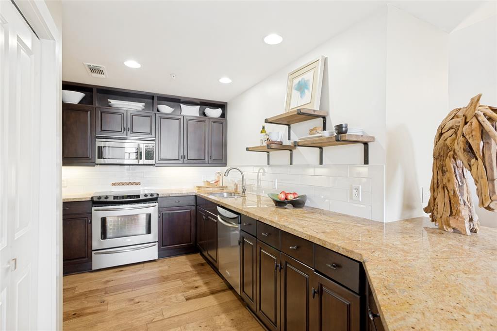 Neil P At Burnett Park Condo - Residential