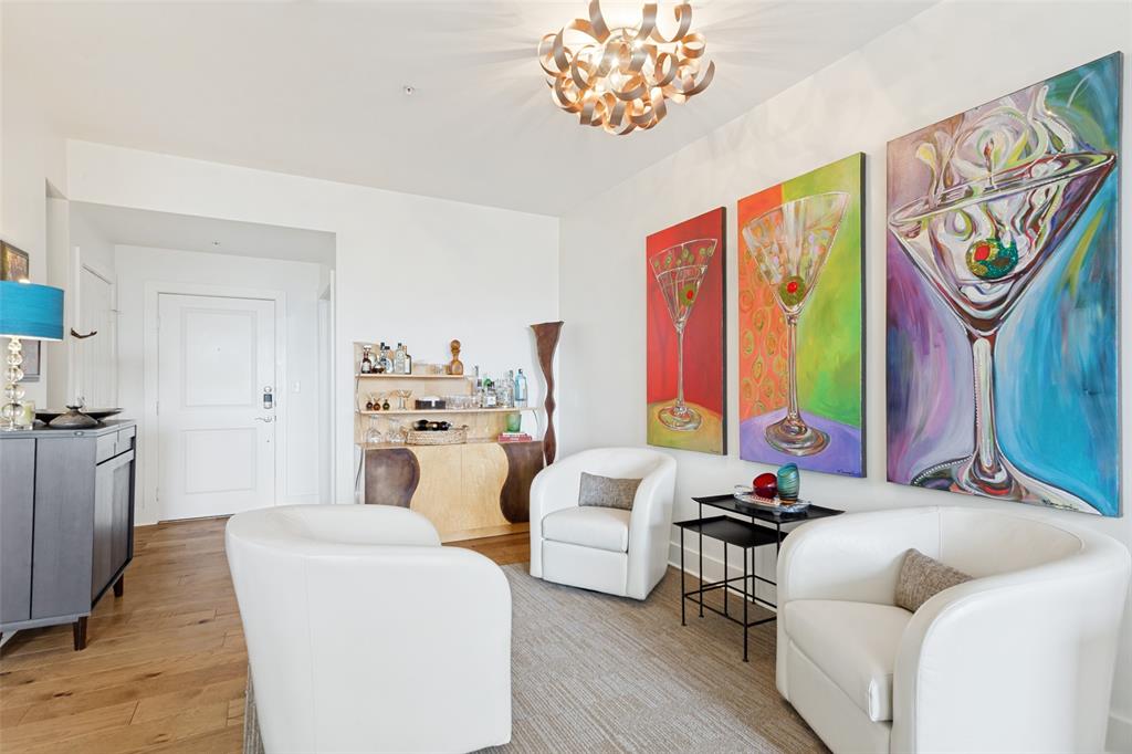 Neil P At Burnett Park Condo - Residential