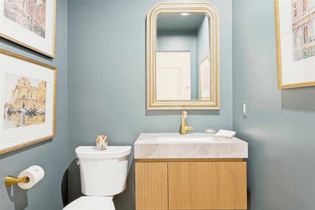 Neil P At Burnett Park Condo - Residential