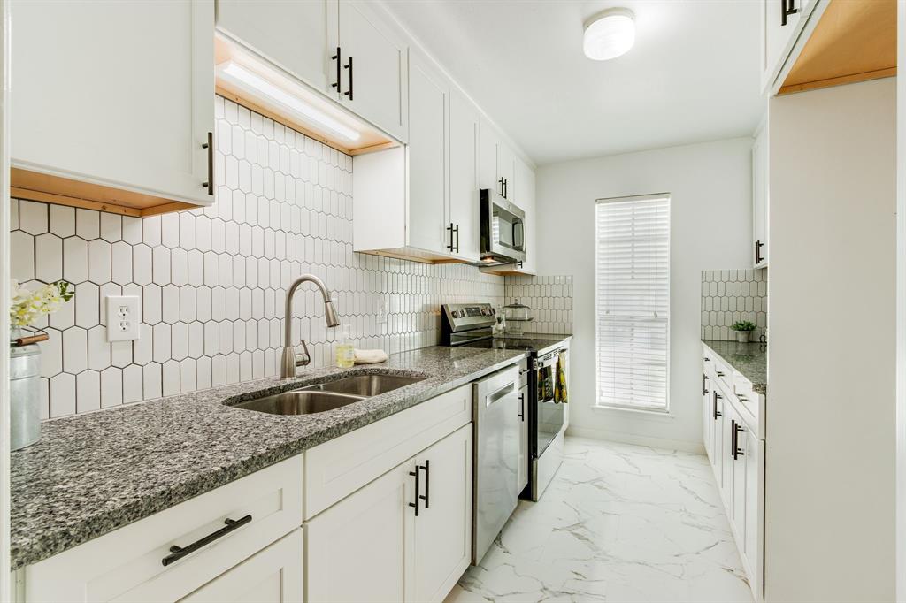 La Fontaine Condo - Residential