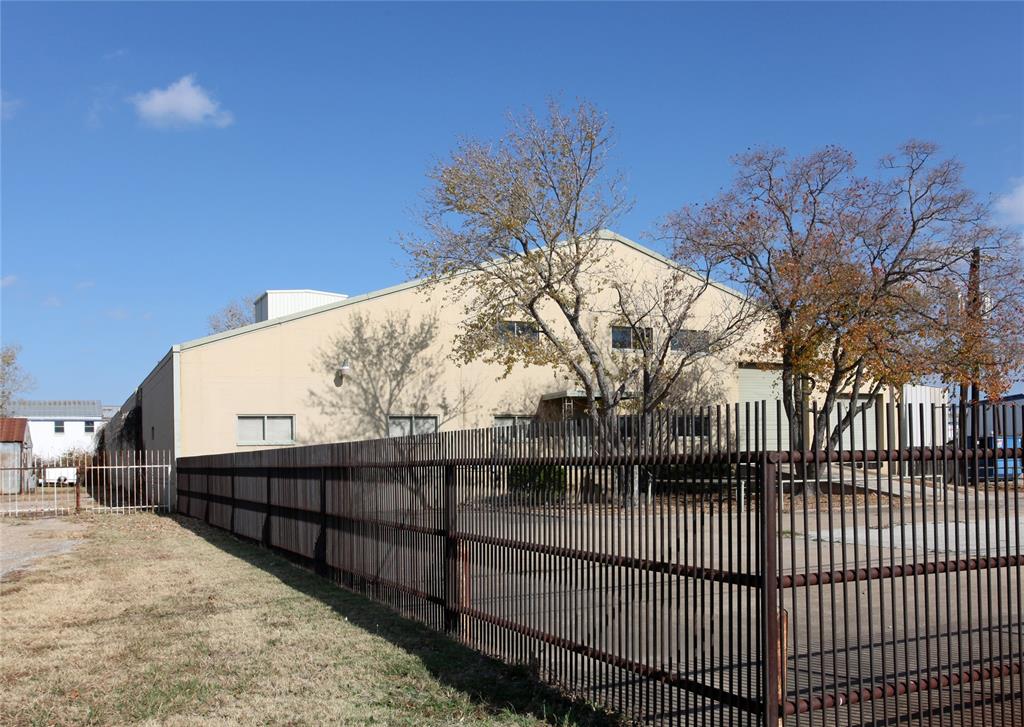 Buckner Blvd Industrial District - Commercial Sale