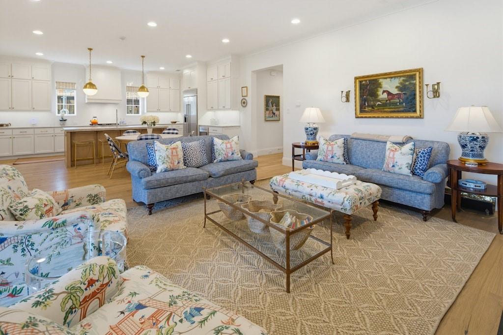 University Blvd Terrace - Residential