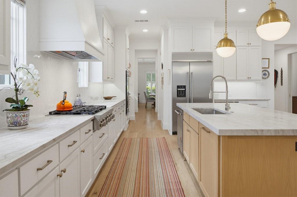 University Blvd Terrace - Residential