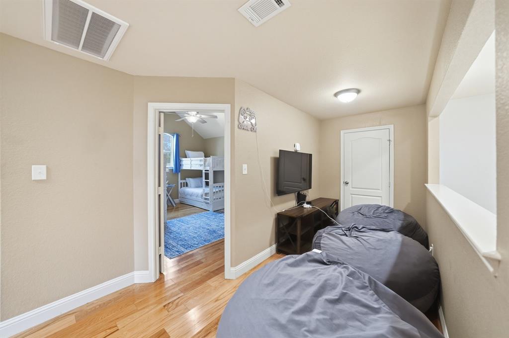 Justinn - Residential