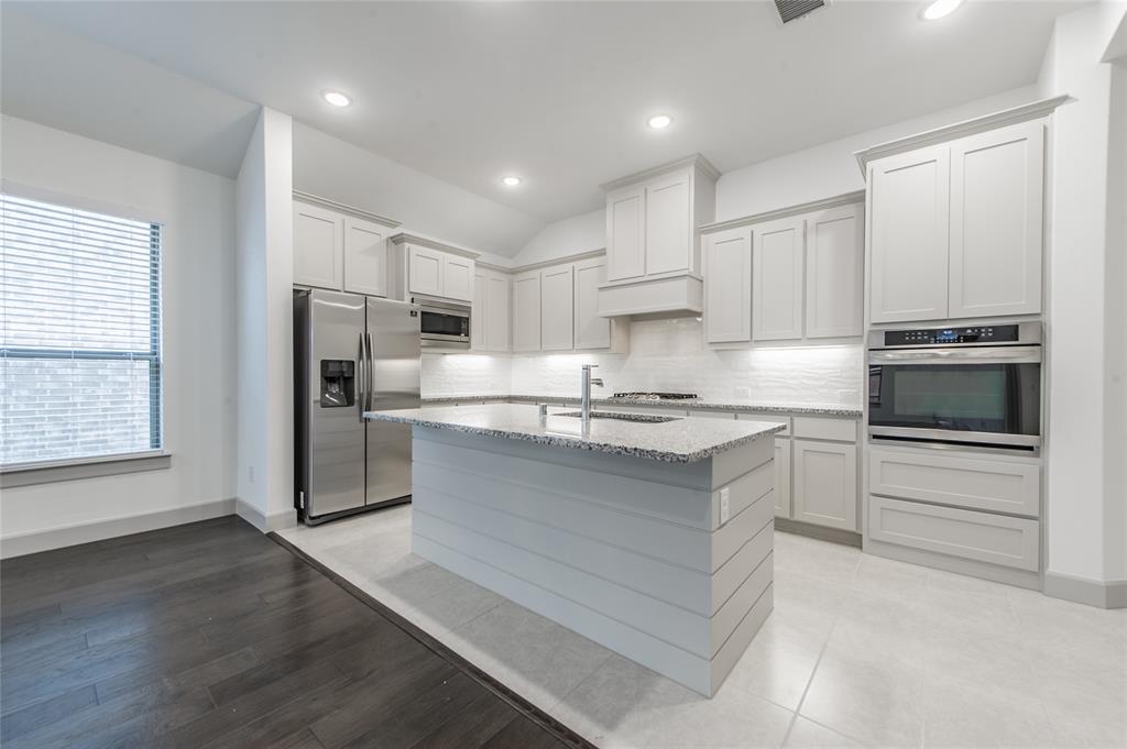 The Reserve On Parker - Residential Lease
