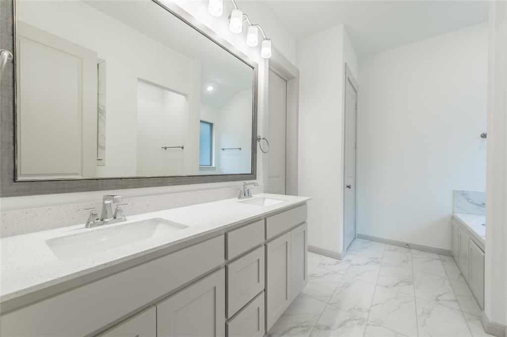 The Reserve On Parker - Residential Lease