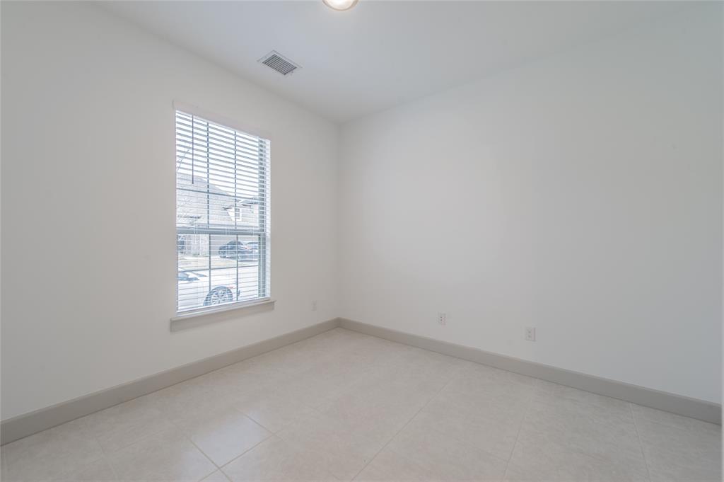 The Reserve On Parker - Residential Lease