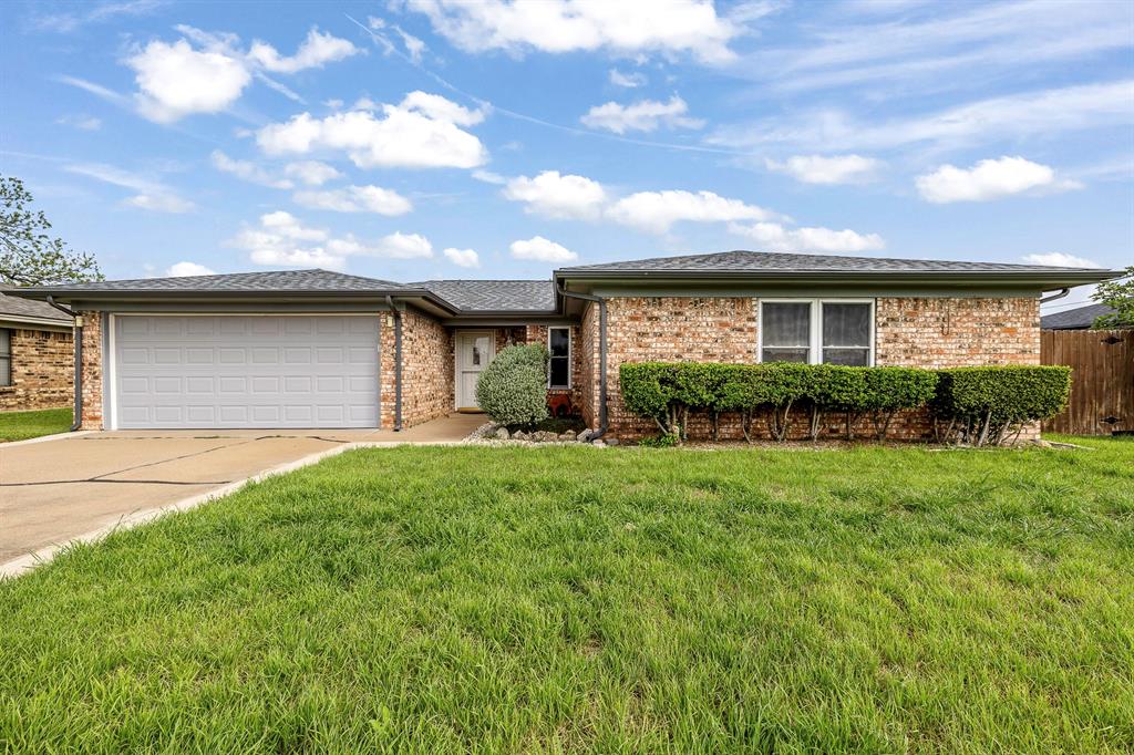 Looking for one of the best waterfront values in Granbury? This beautifully updated home delivers the perfect combination of modern upgrades, energy efficiency, and lakefront enjoyment. Recent improvements include luxury vinyl plank flooring, fresh interior paint, and stylish contemporary fixtures throughout, complementing the granite countertops in the kitchen and the warmth of the inviting gas log fireplace.

Designed with both comfort and entertaining in mind, the home features a versatile dry bar that can easily be converted into a wet bar, along with an updated primary suite that provides a relaxing private retreat. Beyond the cosmetic enhancements, this property offers impressive major-system upgrades, including a new roof (2025), a 3-ton Trane HVAC system, a 40-gallon Rheem water heater, and energy-efficient windows for year-round comfort and savings.

Step outside and enjoy a waterfront lifestyle tailored for both anglers and entertainers. The covered patio creates the perfect setting for relaxing evenings and sunset views, while the private dock with boat lift and dedicated fish-cleaning station make spending time on the water effortless and enjoyable.

Whether you're searching for a full-time residence, weekend getaway, or investment opportunity, this refreshed waterfront home offers exceptional value, modern conveniences, and outstanding outdoor amenities at a highly attractive price point.
