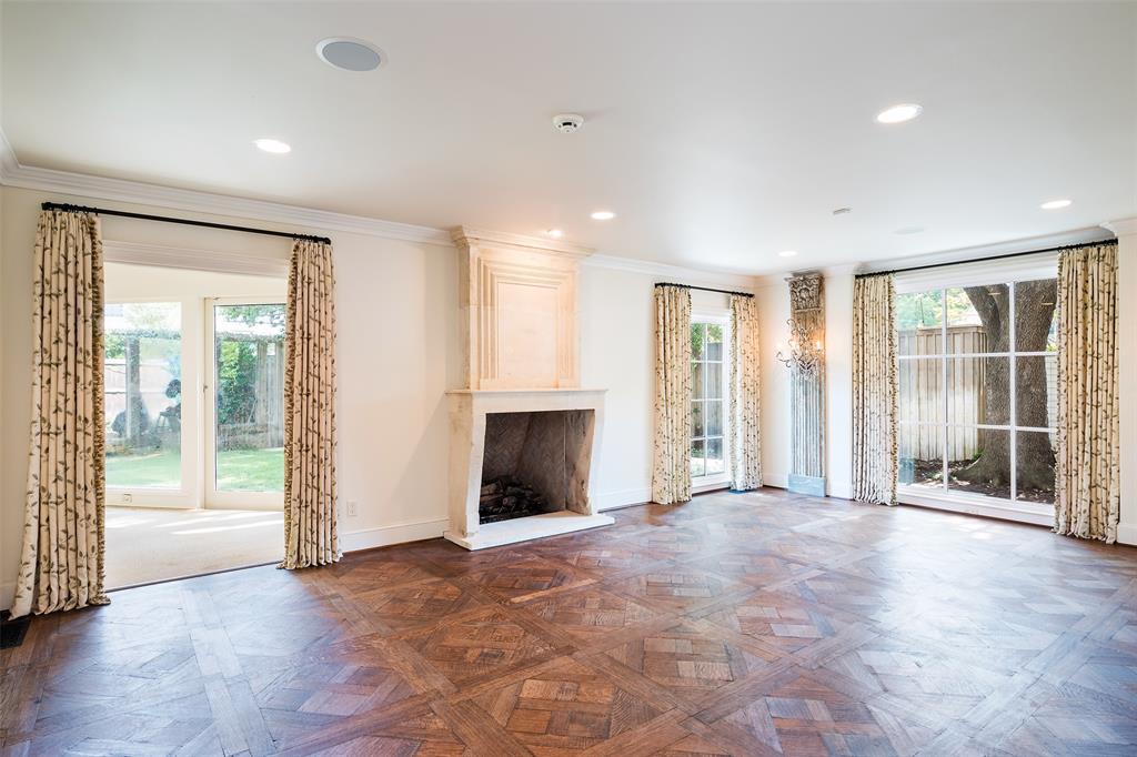 Highland Park West 05 Instl - Residential