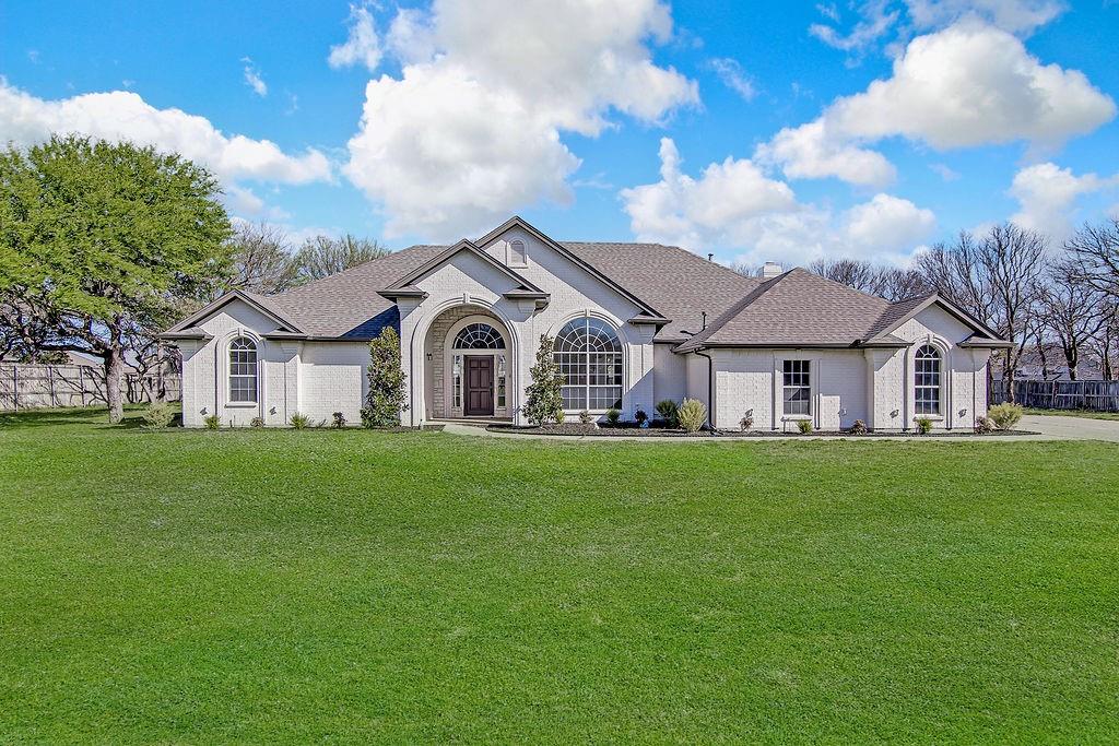 Beautifully updated and move-in ready, this exceptional 3-bedroom, 3-bath home is located in the established Oak View Estates community and within the highly sought-after Aledo ISD. Thoughtfully updated throughout, the home offers timeless finishes and a well-designed layout with distinct living spaces that create both comfort and functionality.

Inside, you'll find an inviting atmosphere enhanced by tasteful updates, generous living areas, and a layout designed for everyday living while still offering an ideal setting for entertaining. Each bedroom provides comfortable space and privacy, while three full bathrooms add convenience for both family and guests.

Oak View Estates offers a peaceful neighborhood setting just minutes from the best Parker County has to offer. With easy access to I-20, you are conveniently located near the shopping, dining, and entertainment of Weatherford, Hudson Oaks, Willow Park, and Aledo, while remaining only a short drive from Downtown Fort Worth and DFW International Airport.

Combining modern updates, a desirable school district, and an exceptional location, this home presents a rare opportunity to enjoy refined living in one of the area’s most convenient settings.