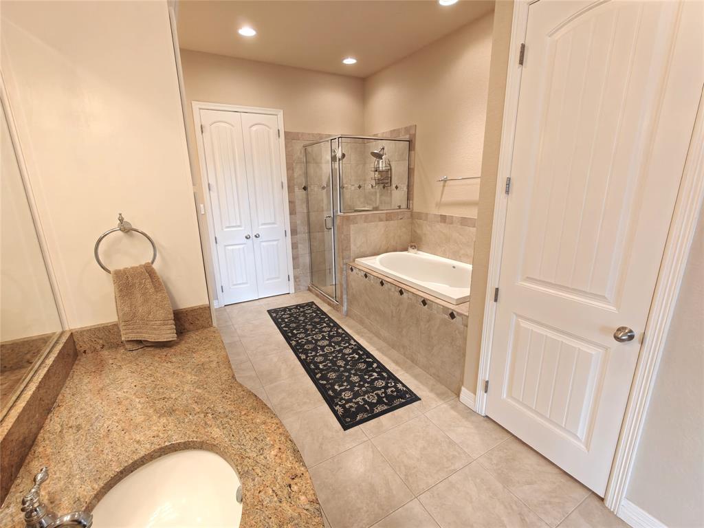 The Vineyards at Harbor Lakes - Residential