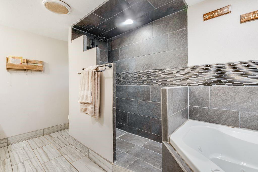 A0142 S MCFADGIN - Residential