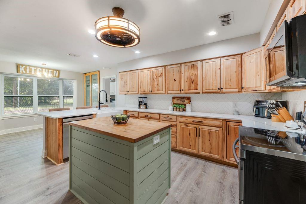 A0142 S MCFADGIN - Residential