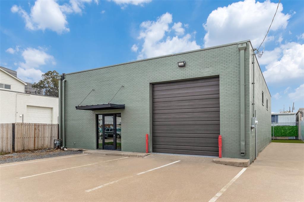 Positioned in Dallas’ Medical District (75235) and bordering the vibrant Design District, 4840 Memphis Street blends industrial character with upgraded infrastructure—ideal for creative office, showroom, studio, or boutique commercial use.

Recent improvements include new plumbing and HVAC, updated 3-phase power, fresh paint throughout, and a new bay door. A turfed rear area offers flexible outdoor space, while the gated driveway enhances privacy and security. With direct access to Inwood Road, I-35E, Love Field, Oak Lawn, and Downtown Dallas, the location supports both convenience and visibility.

The property is currently leased, providing income while preserving long-term repositioning potential.