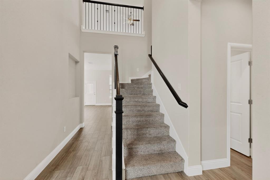 Alcove at Hickory Crk - Residential