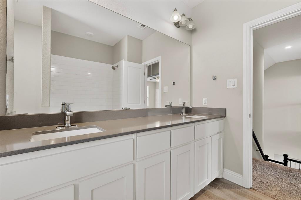 Alcove at Hickory Crk - Residential