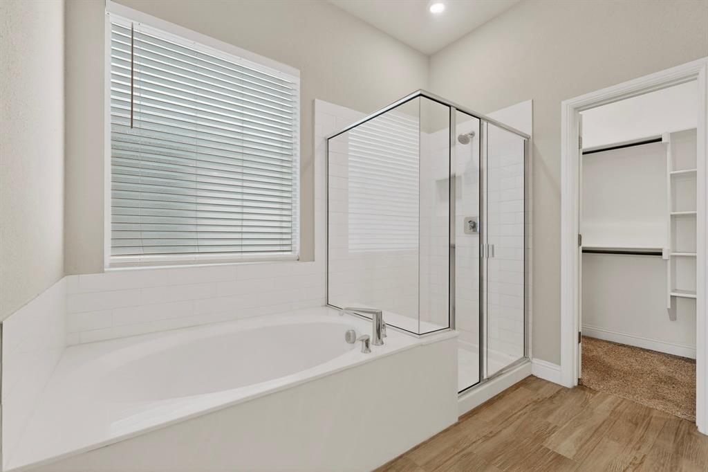 Alcove at Hickory Crk - Residential