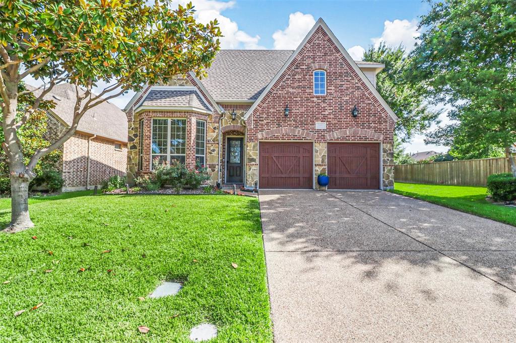 This upscale home nestled in Robinson Ridge subdivision is designed for luxury and comfort.  This meticulous maintained property embodies an open concept floor plan that features an eat-in breakfast area, a stylish kitchen with stainless steel appliances and double oven, lots of cabinet space, and a large island for entertainment. The en-suite primary bedroom encapsulates a vaulted ceilings making a luxurious retreat, glass shower, soaking spa tub, and upgraded vanities and sinks. Walk in a grand entry with a staircase to the upper floors, and an inviting office space that adds natural lighting for those who work from home.  Conveniently located near Baylor hospital, retail shopping, and lots of restaurants. Prosper ISD schools. Walking distance from the new Robinson Ridge playground and splash.
Schedule an appointment today to learn more about this beautiful home.