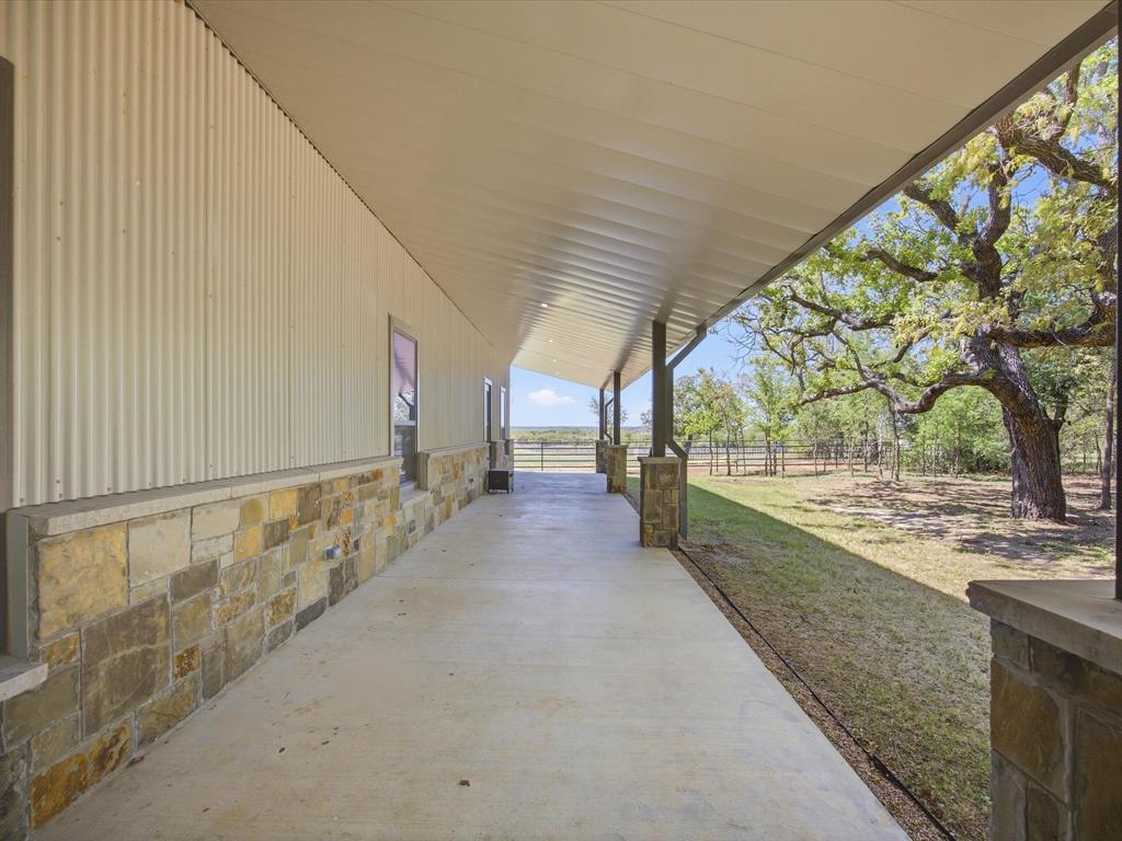 20 acs out of T&P RR - Residential