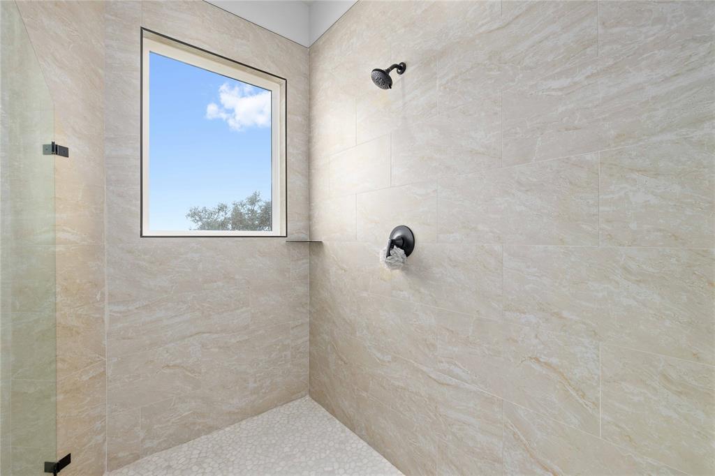 OAK POINT PHASE TREE - Residential