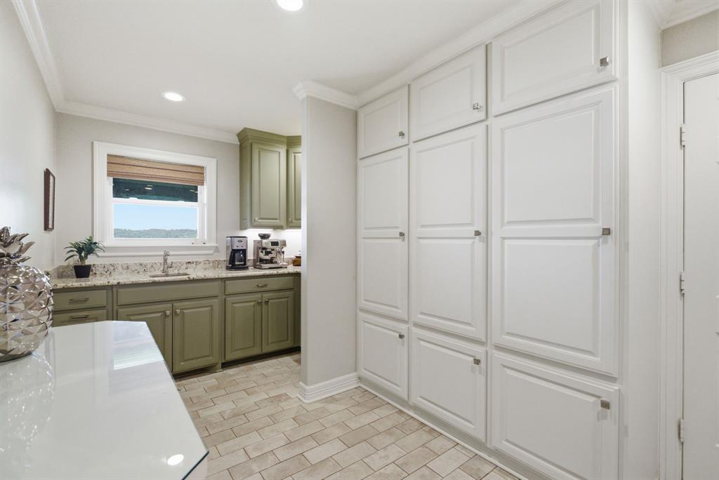 Emerald Bay - Residential