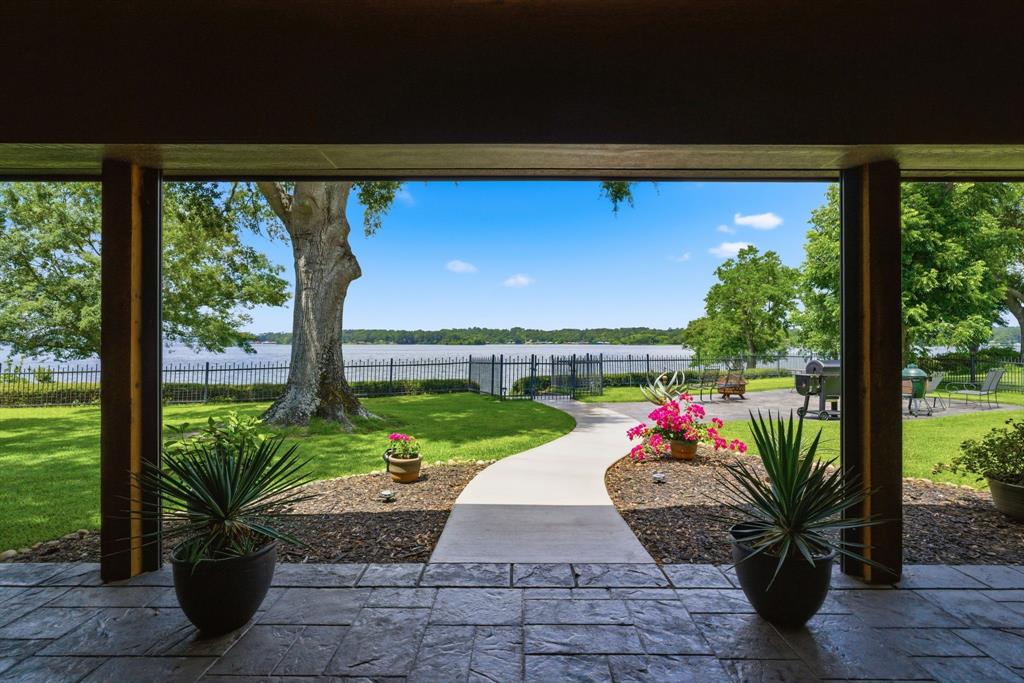Emerald Bay - Residential