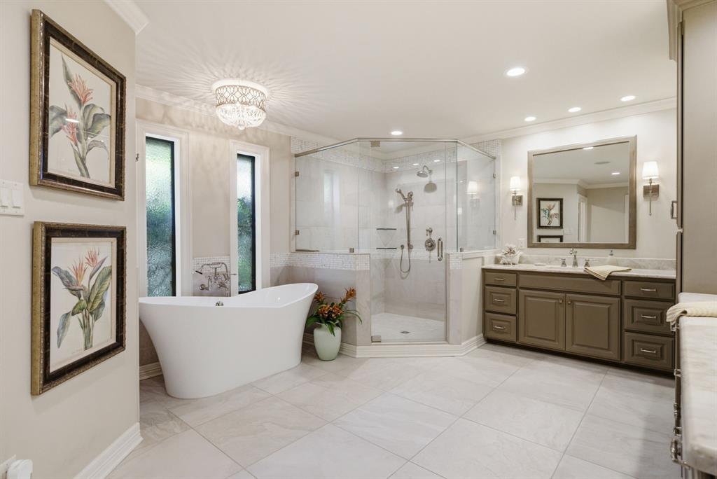 Emerald Bay - Residential