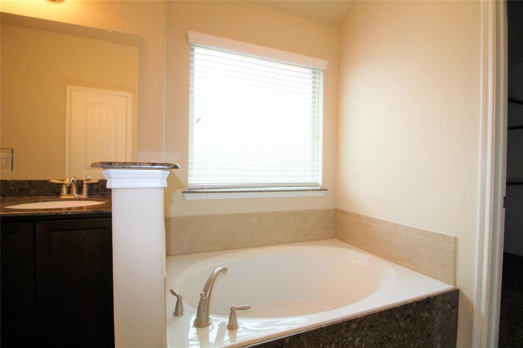 Villages Of Melissa Ph 2a - Residential Lease