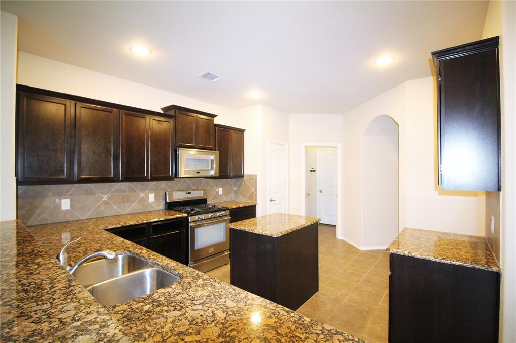 Villages Of Melissa Ph 2a - Residential Lease